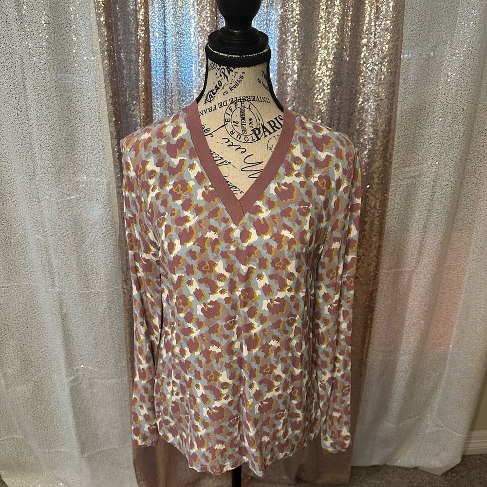 Johnston & Murphy Long Sleeve Blouse